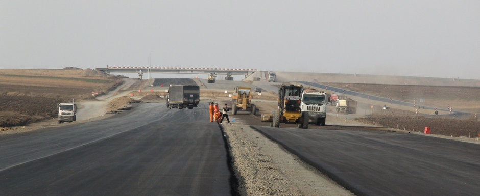 2 dintre autostrazile care trebuie terminate in primavara nu sunt construite nici pe jumatate 2 dintre autostrazile care trebuie terminate in primavara nu sunt construite nici pe jumatate
