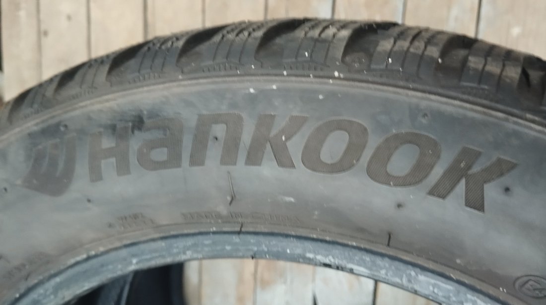 2 Pneuri de iarna Hankook 205/55/16 Dot 2022