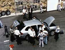 20 de ani de Porsche Cayenne