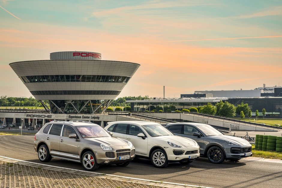 20 de ani de Porsche Cayenne