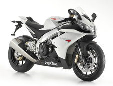 2010 Aprilia RSV4R nu este doar pentru profesionisti