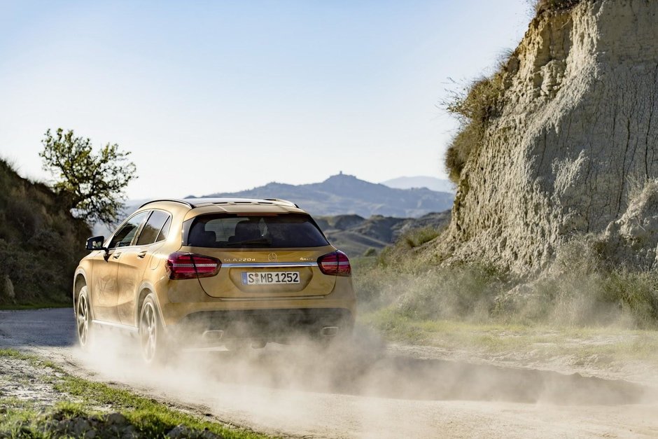 2017 Mercedes-Benz GLA