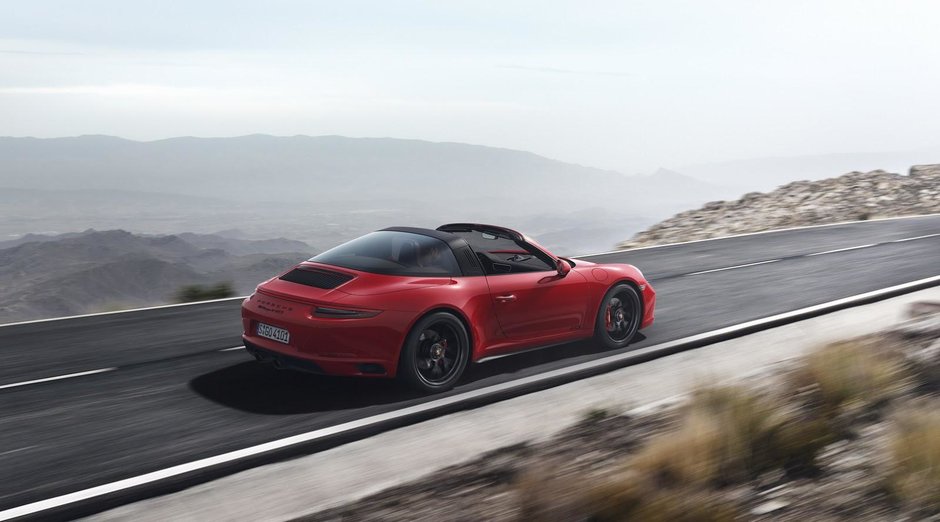 2017 Porsche 911 GTS