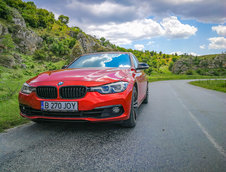 2018 BMW 320i in Sunset Orange