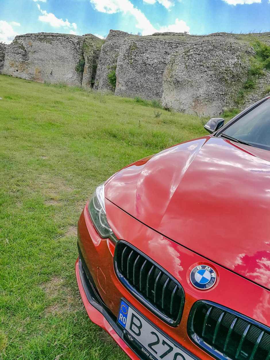 2018 BMW 320i in Sunset Orange