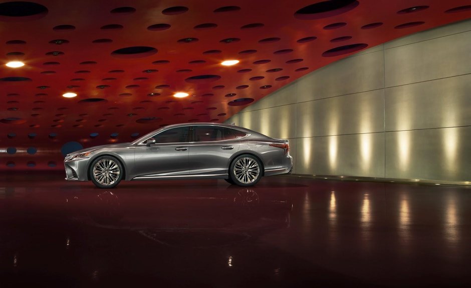 2018 Lexus LS