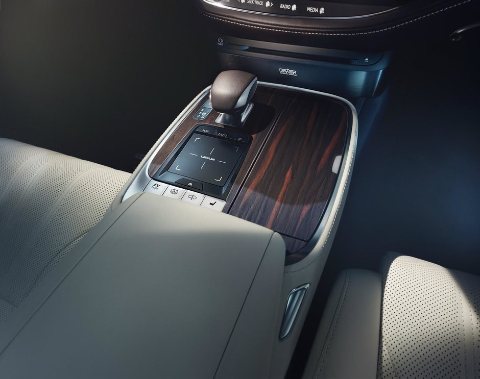 2018 Lexus LS