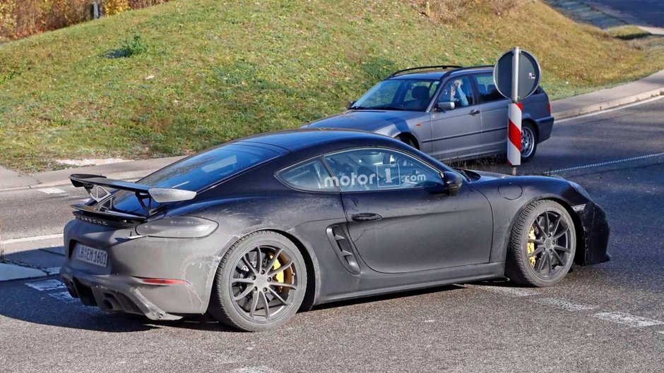 2018 Porsche Cayman GT4