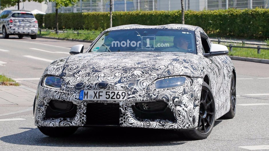 2018 Toyota Supra- imagini spion