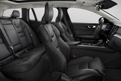 2018 Volvo V60 Cross Country