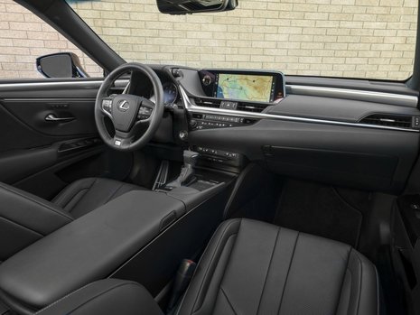 2019 Lexus ES