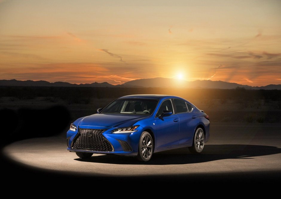 2019 Lexus ES