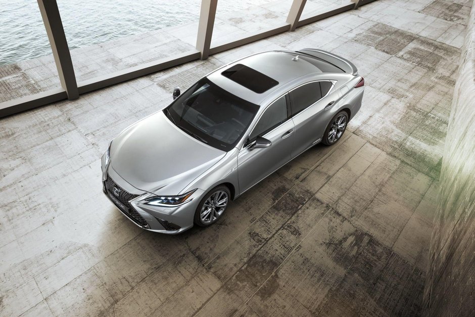 2019 Lexus ES