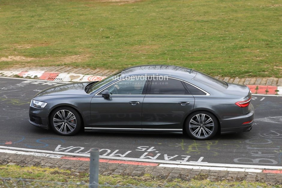 2020 Audi S8