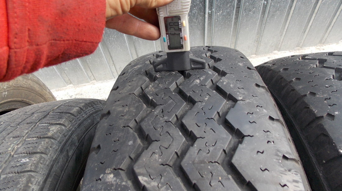 215 75 16 c vara Michelin Xcamping