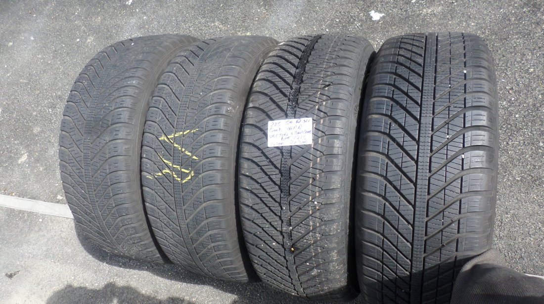 225 50 17  iarna Goodyear VEctror4season