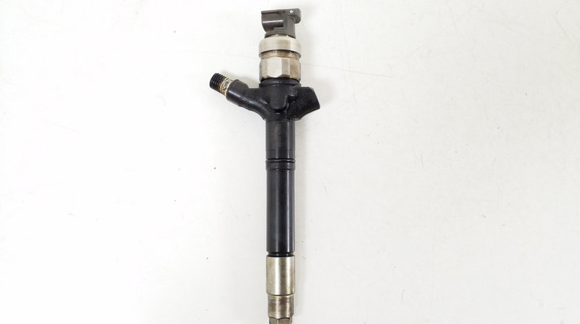 23670-0R190 Injector Toyota Corolla (E15) 2.0 d 1AD-FTV