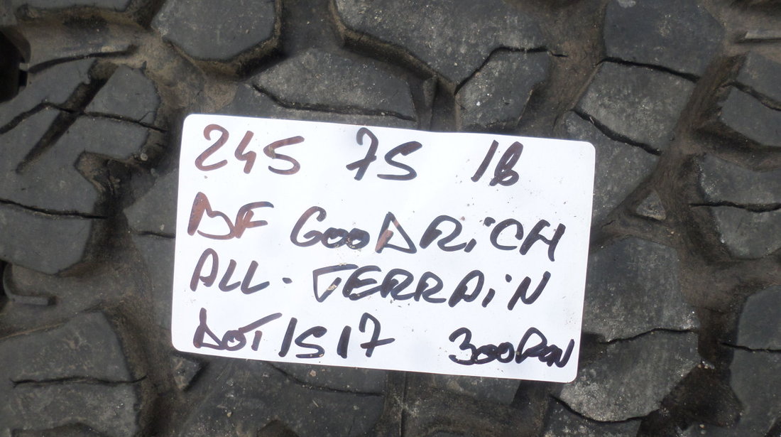 245 75 16 Bf Goodrich All Terain A/T Vara Off Road