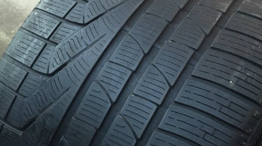 295 30 19 Iarna Pirelli