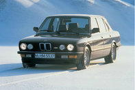 30 de ani de BMW M5