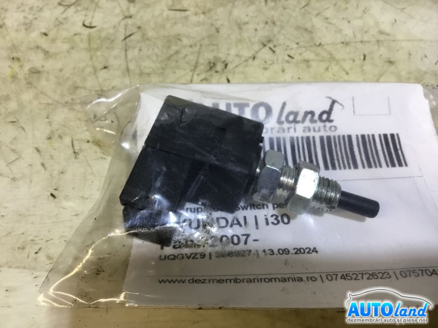 3b18 Intrerupator / Switch Pedala Hyundai i30 2007