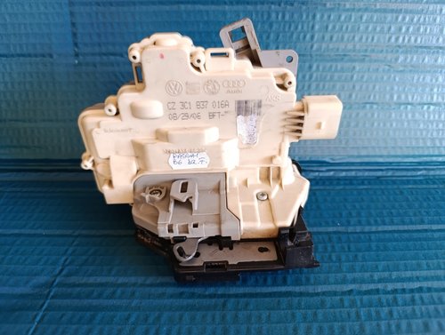 3C1837016A Vw Passat B6 broasca actuator incuietoare usa fata dreapta