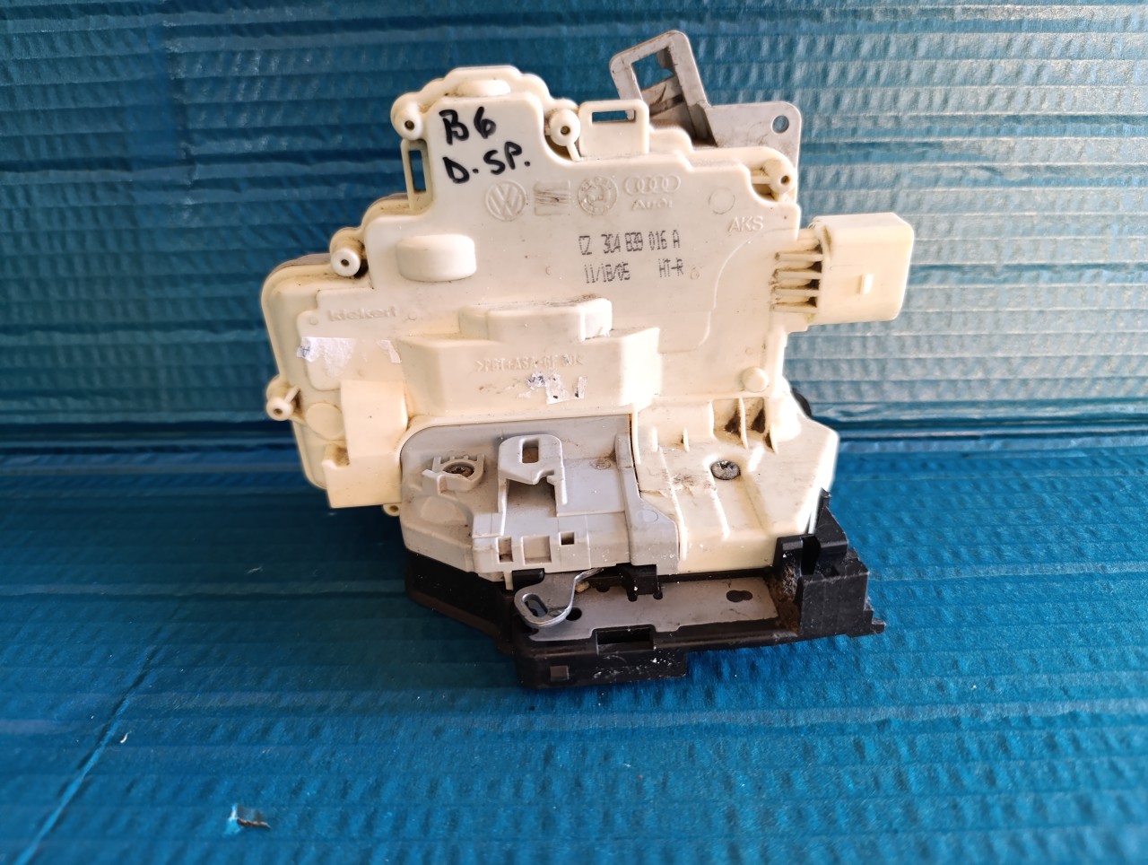 3C4839016A Vw Passat B6 broasca actuator incuietoare usa spate dreapta