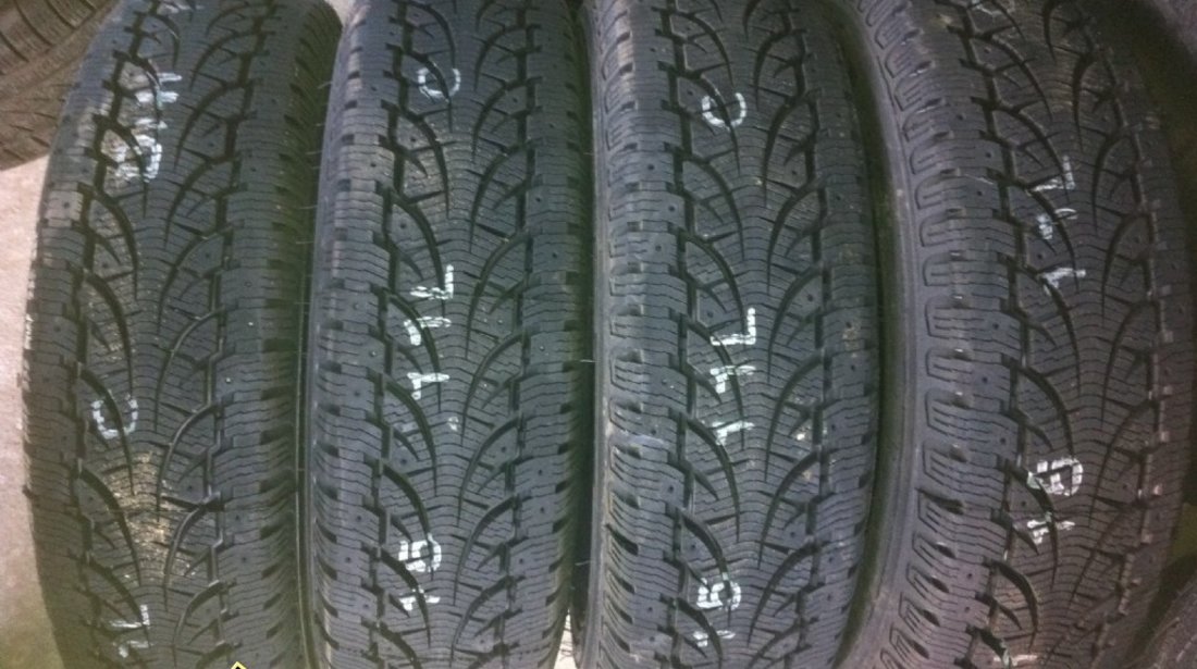 4 anvelope 175/70/14c pirelli de iarna noi