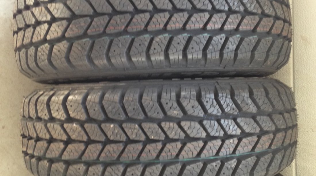 4 anvelope 205/65R/15C goodyear de iarna noi