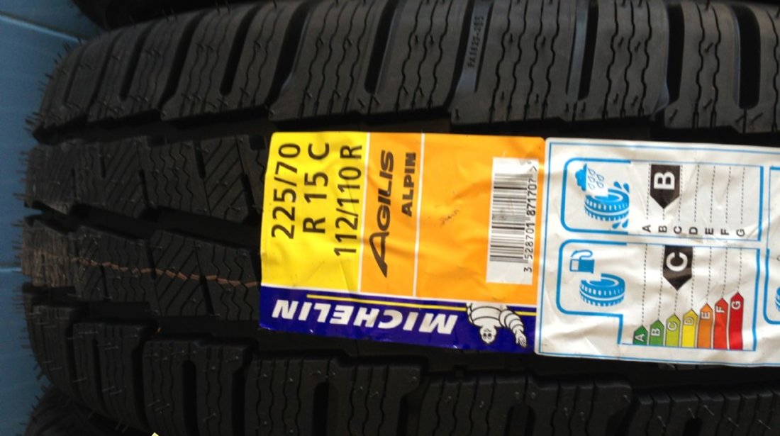 4 anvelope 225/70/15C Michelin de iarna noi