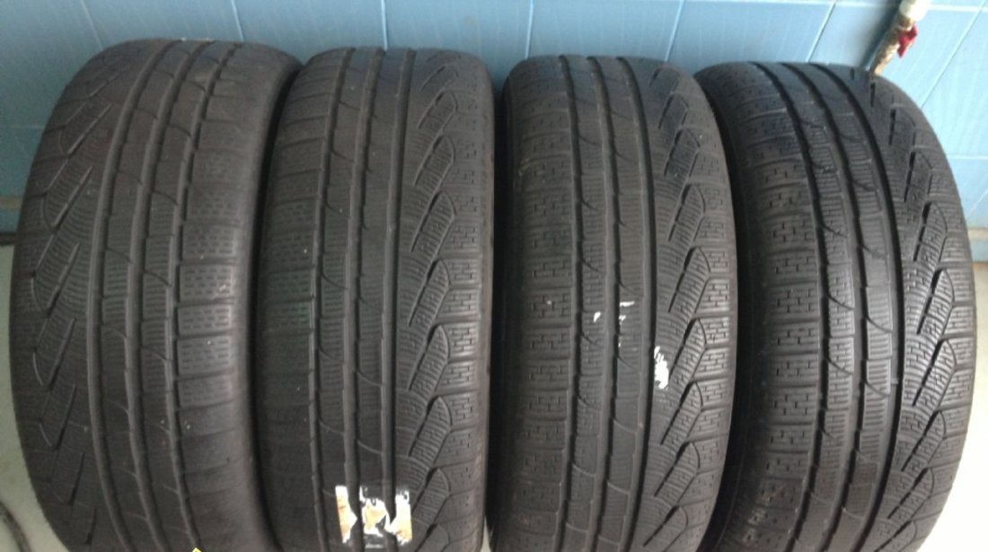 4 anvelope 245/45/19 pirelli de iarna runflat la 6mm