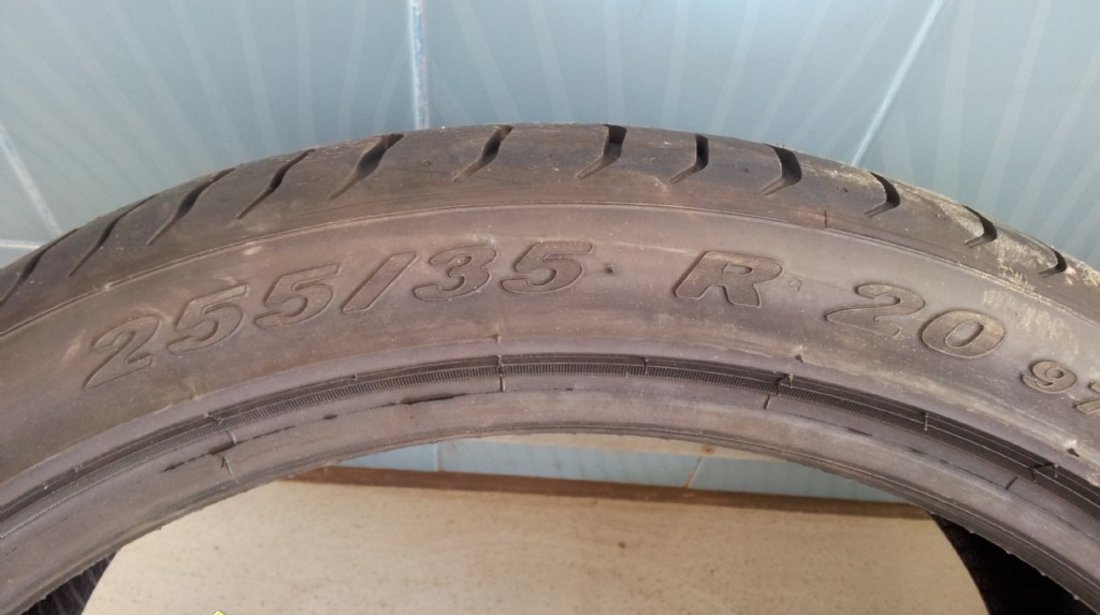 4 anvelope 255/35/20 Pirelli de vara noi