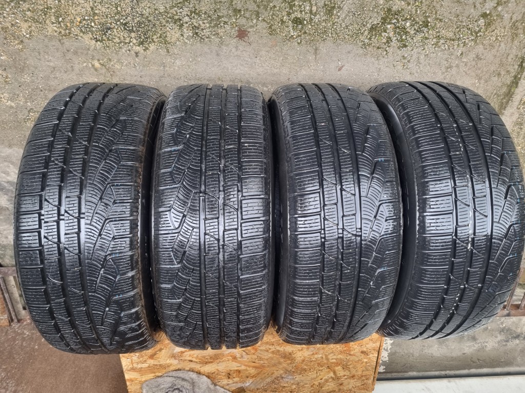 4 anvelope iarna ms 225-55-16 PIRELLI,7 mm