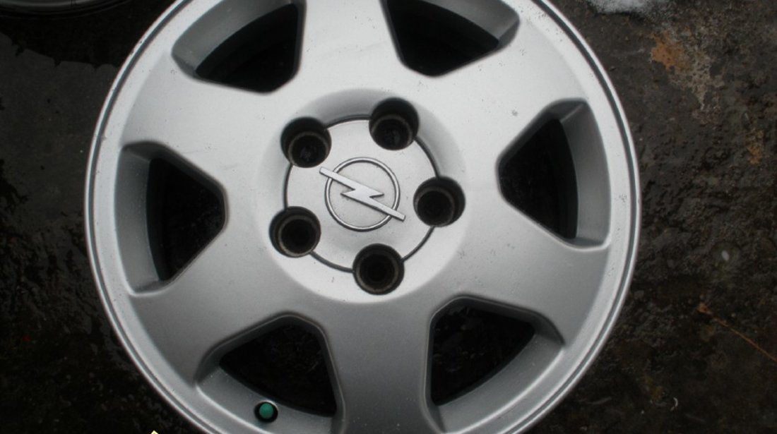 4 jante aproape noi originale opel pe 15 dis 5x110 astra , vectra , meriva , zafira pret 820toate4