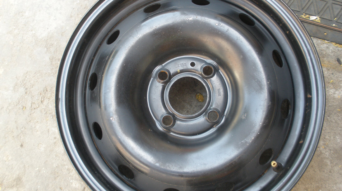 4 jante tabla pe 15" pt logan,sandero,renault modus,clio3 400ron toate4