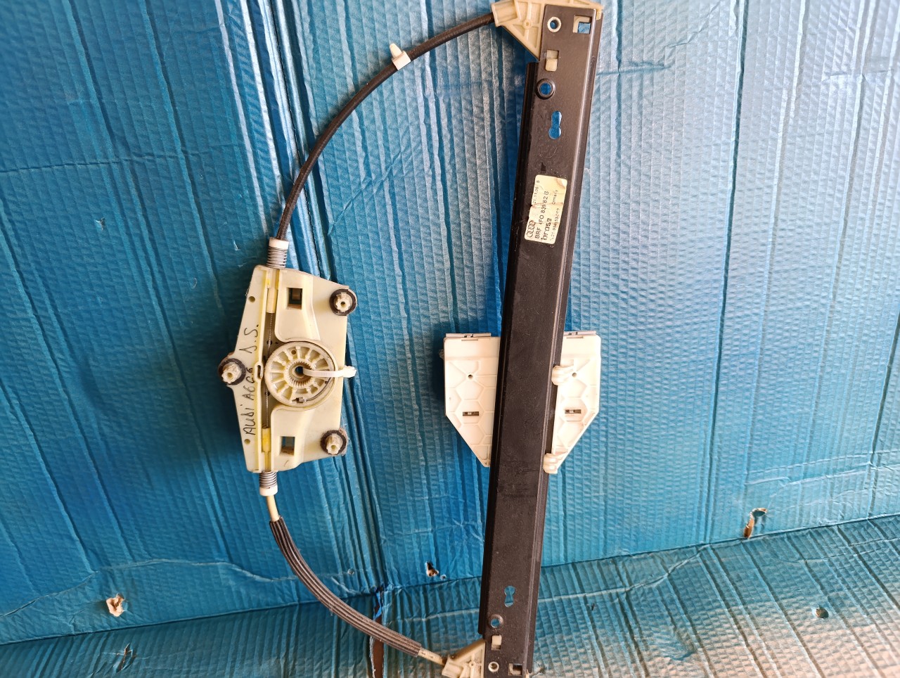 4F0839462B Audi A6 c6 macara geam electric spate dreapta