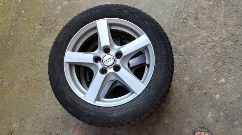 4Jante aliaj R16 audi echipate cu,cauciucuri iarna Nokian aproape noi