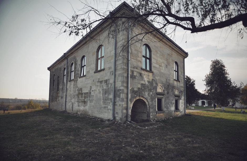 5 palate dumnezeiesti din apropierea Bucurestiului aflate in ruina