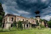 5 palate dumnezeiesti din apropierea Bucurestiului aflate in ruina