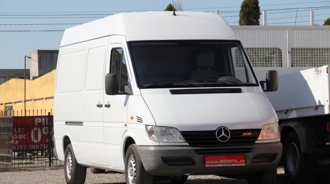 5920//MB-SPRINTER 208 CDI