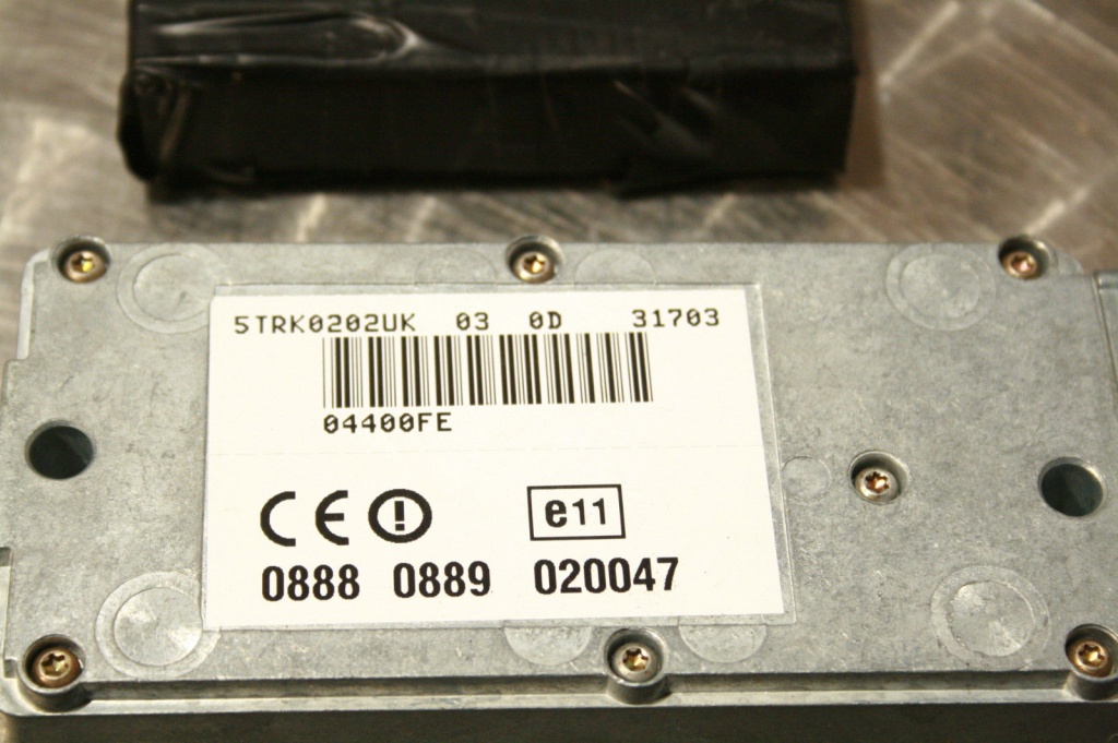5trk0202uk antena gps a8