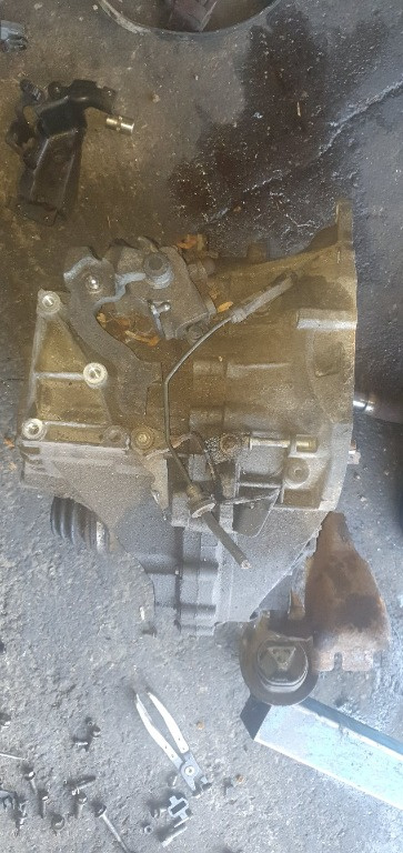 6M2R-7F096-EB Cutie de viteze manuala 6+1 trepte Volvo S40 (2) 2.0 d D4204T