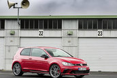 7 masini care ofera cel putin 300 CP dintr-un motor de numai 2.0 litri
