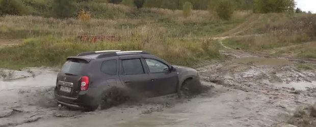 7 minute de ABUZ cu Dacia Duster intr-un poligon de TANCURI. Video pentru amatorii de noroaie