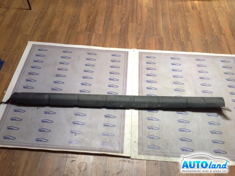 8200077578 Prag Ornamental Dreapta 4x4 Renault KANGOO KC0/1 1997