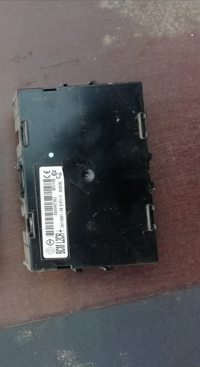 8200497363 bcm calculator confort Renault Modus clio 3