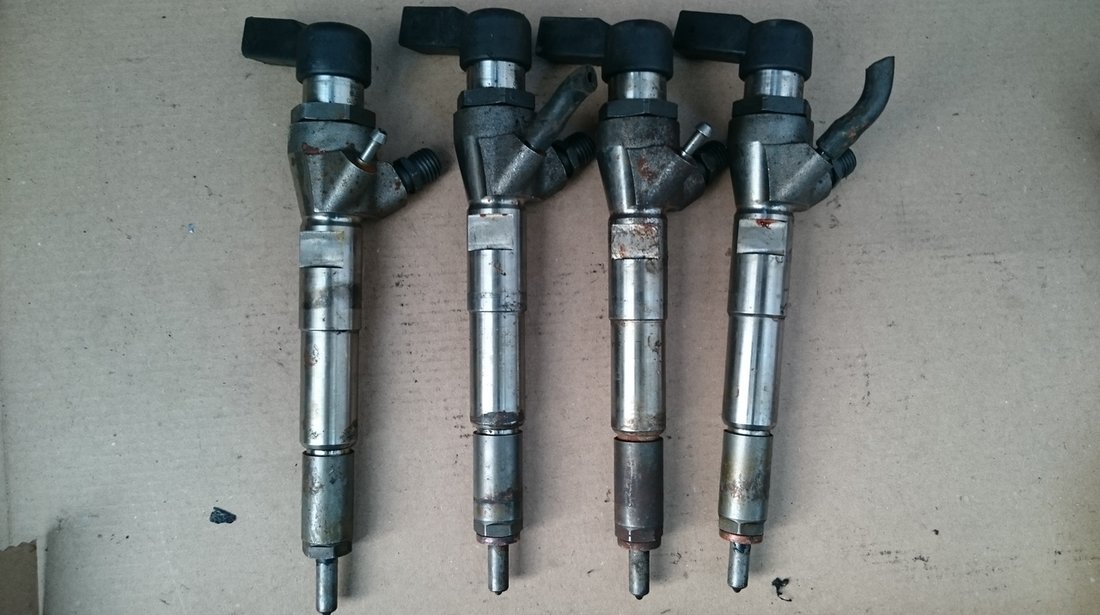 8200704191 Injector siemens 8200903034 Dacia Nissan Renault 1.5 dCi 166008052R 16600-00Q1V