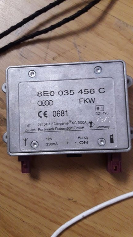 8e0035456c ampificator antena Audi Q7 2007 MOTOR quattro 3.0 TDI BUG 2