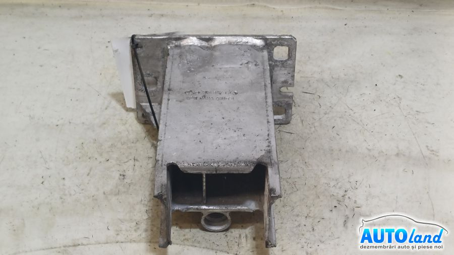 8k0807134c Cap Lonjeron Fata Dreapta Audi A4 Avant 8K5 2008