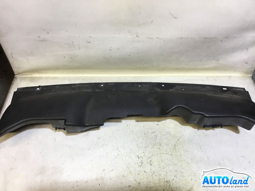 8m5116613aa Plastic Prelungire Grila Intre Faruri Ford FOCUS II DA 2008